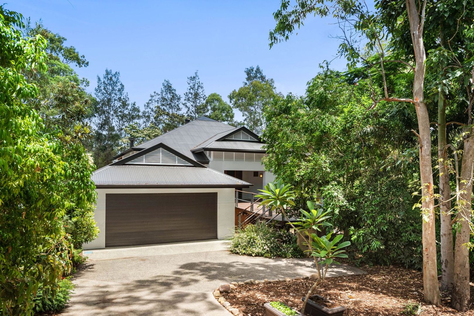 150 Edenbrooke Drive, Seventeen Mile Rocks Property History & Address