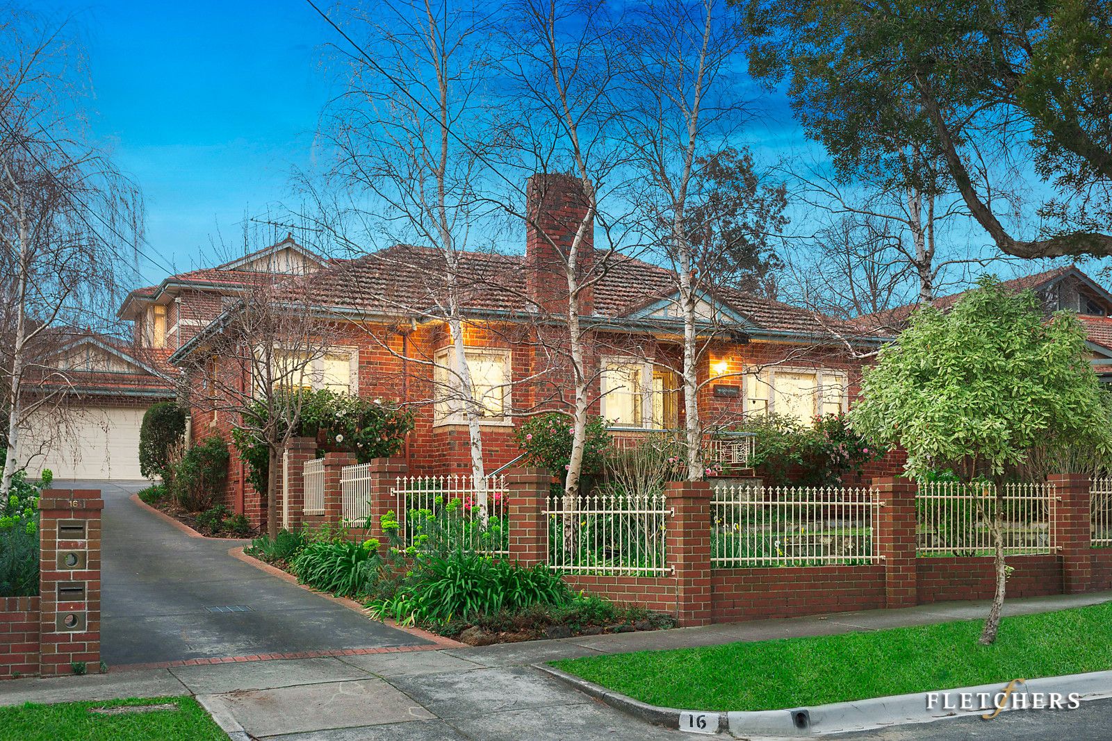 1/16 Sherwood Road, Surrey Hills VIC 3127, Image 2