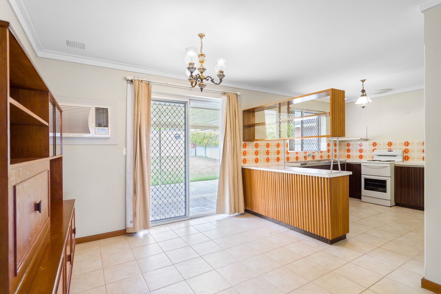 14 Graham Street, Spearwood WA 6163, Image 2