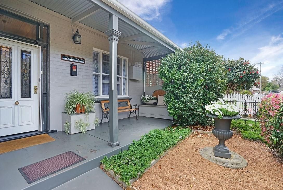 7 Station Street, Guildford WA 6055