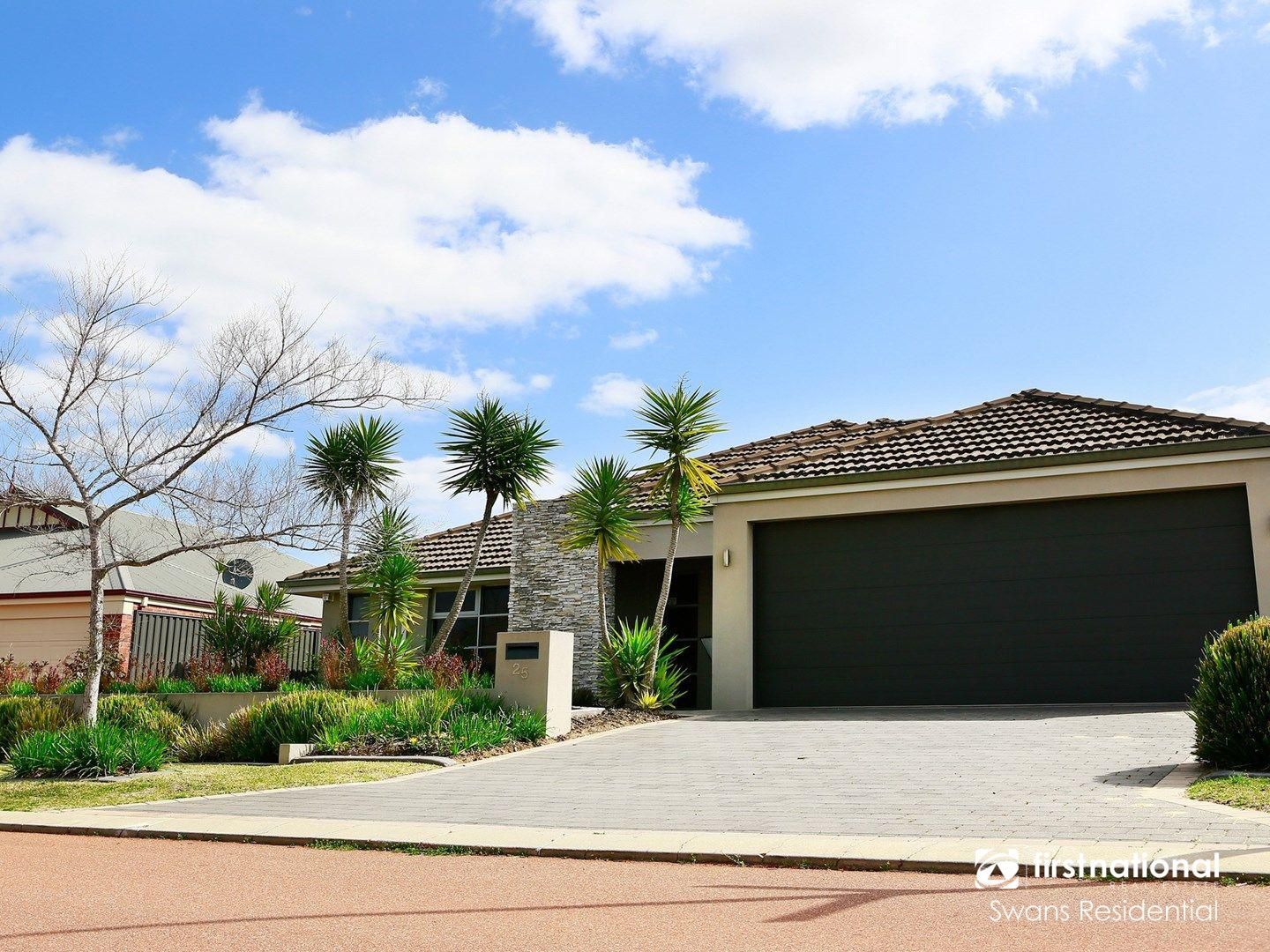 4 bedrooms House in 25 Kyneton Parkway AVELEY WA, 6069