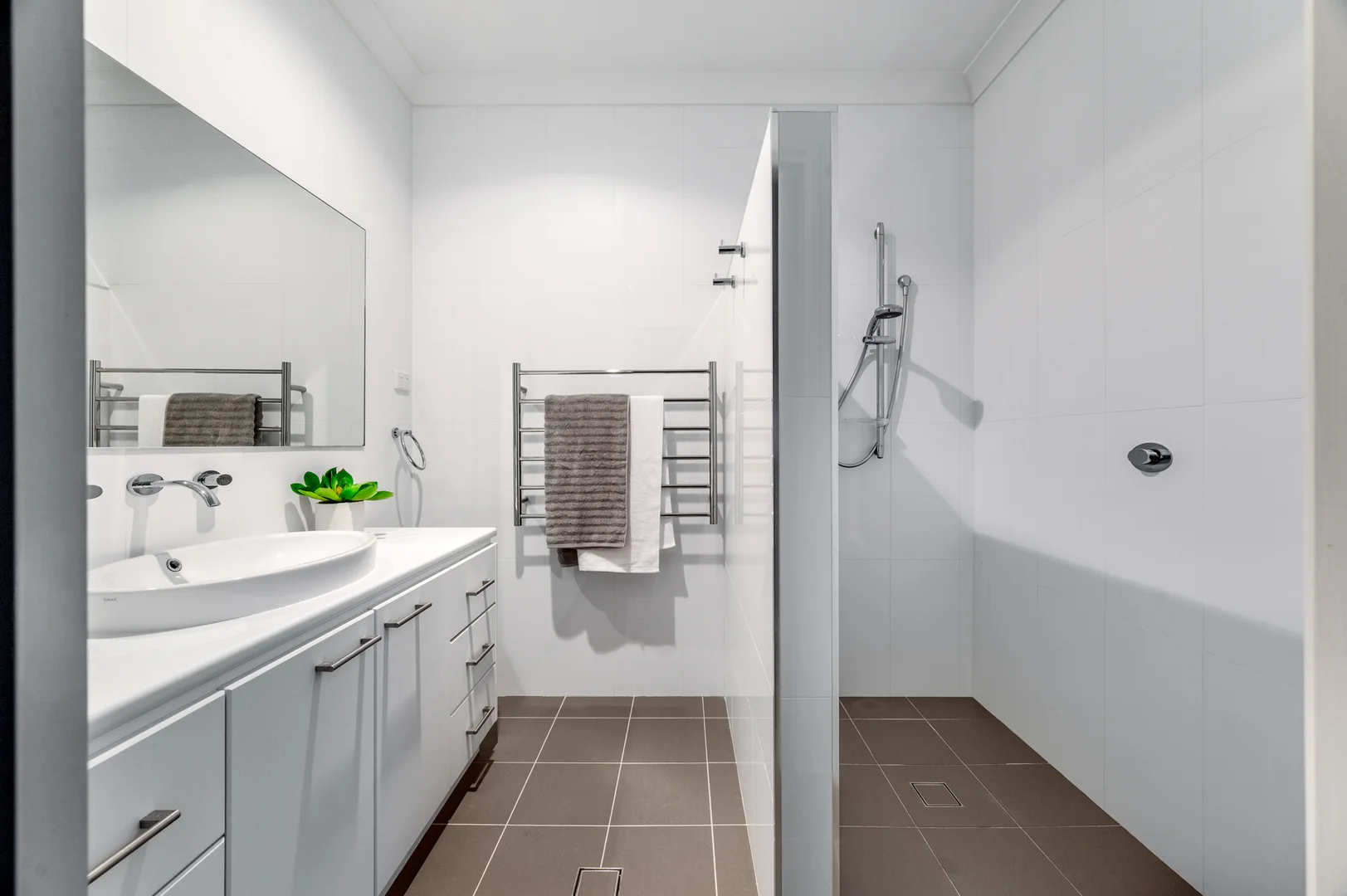 Additional image 20 of 111 Macarthur Circuit, Camden Park NSW 2570