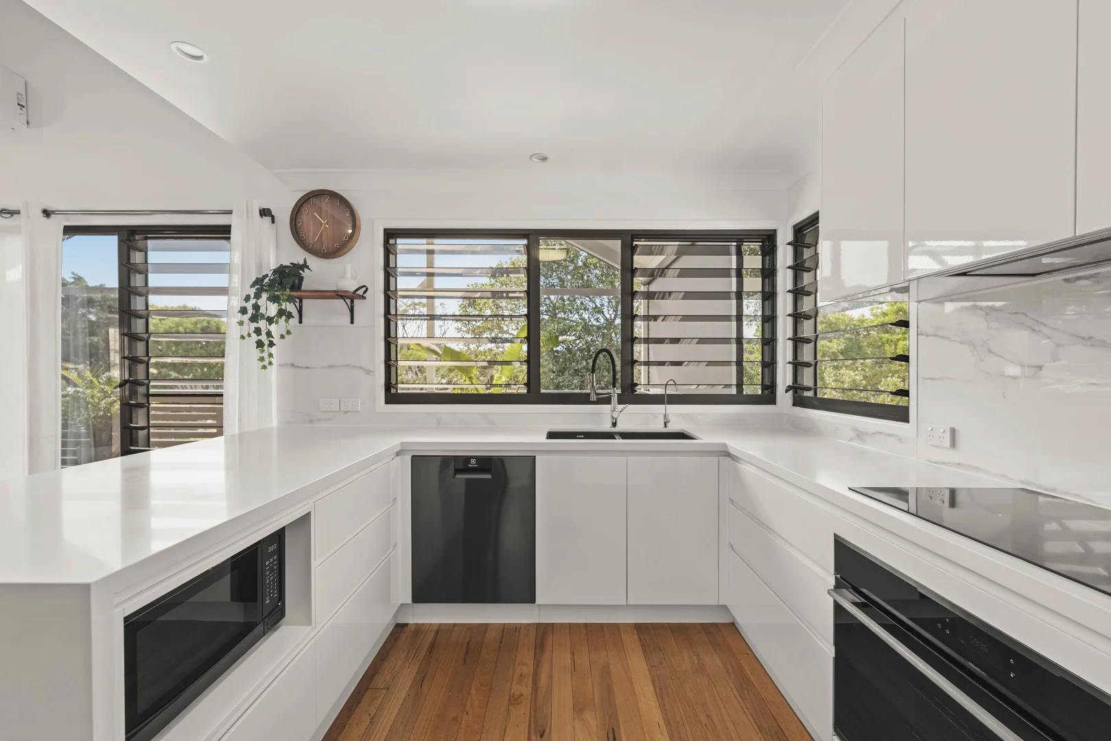 Additional image 11 of 726 Casuarina Way, Casuarina NSW 2487