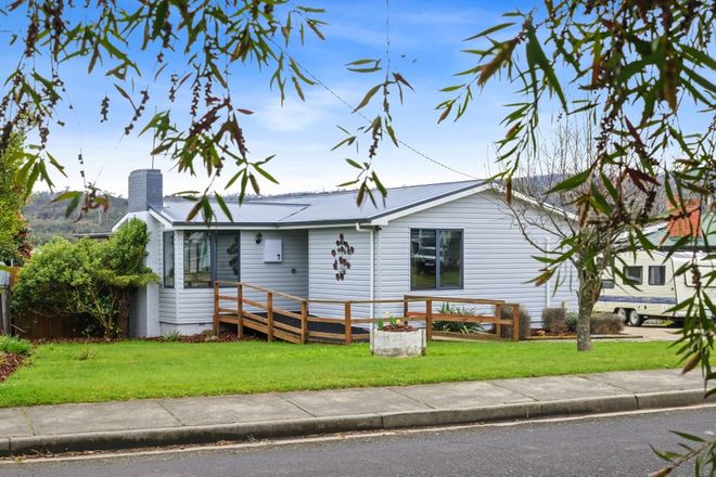 Picture of 5 Lowanna Place, RAVENSWOOD TAS 7250