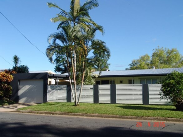 17 Kevin Street, Whitfield QLD 4870