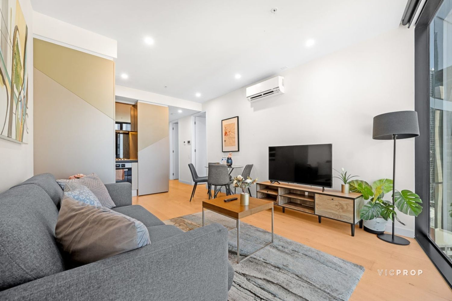 2 bedrooms Apartment / Unit / Flat in 2310/138 Spencer Street MELBOURNE VIC, 3000