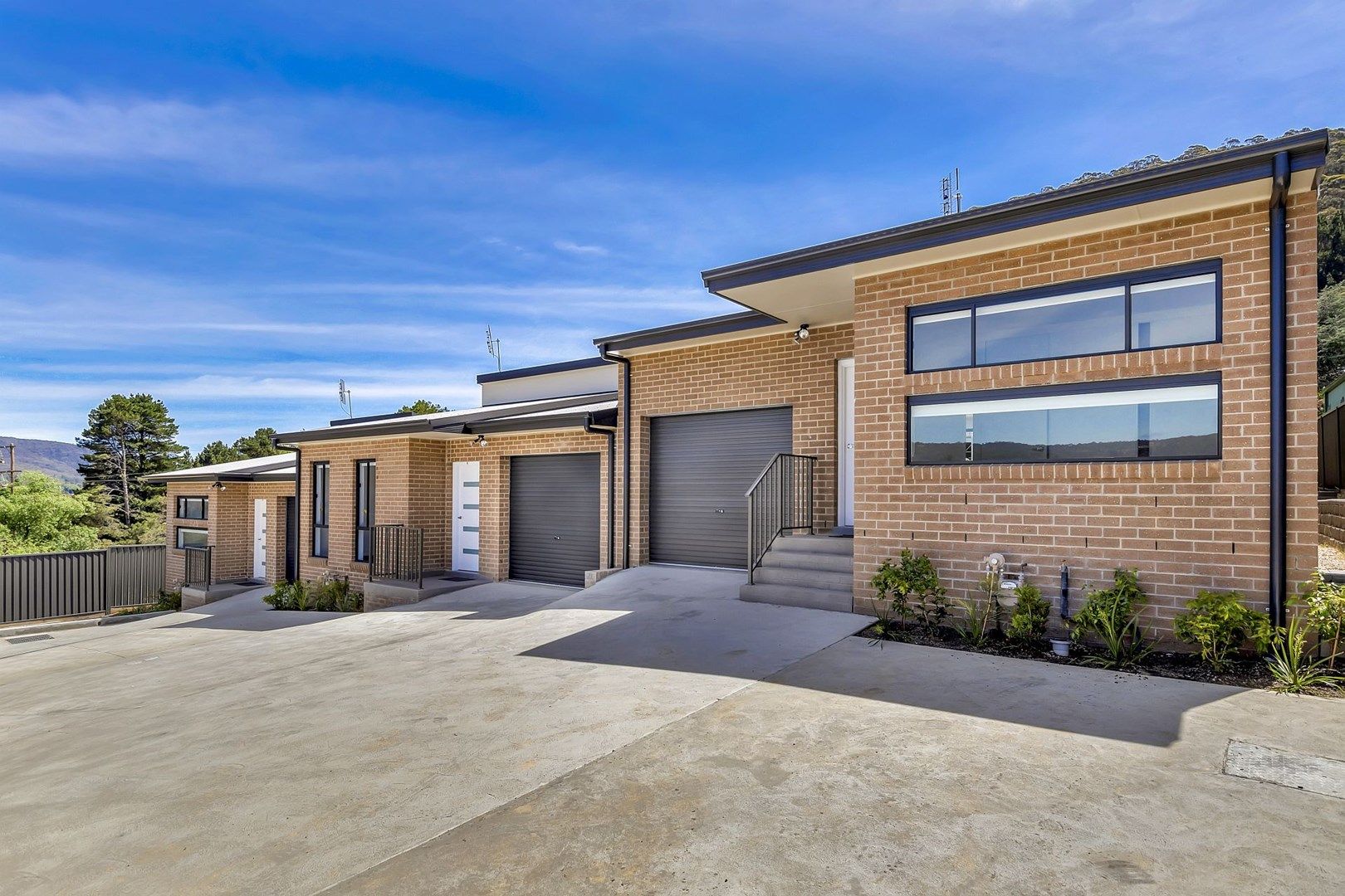 2/10 Wilton Close, Mckellars Park Property History & Address Research Domain