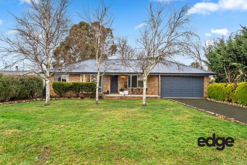 48 Forster Street, Bungendore NSW 2621, Image 2