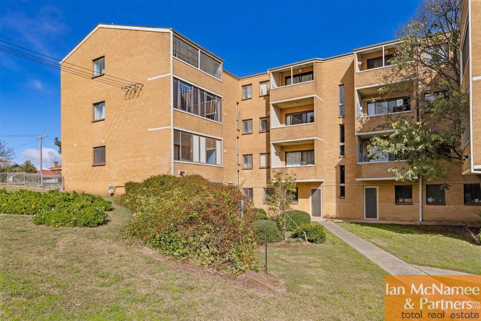 2 bedrooms Apartment / Unit / Flat in 10/83 Derrima Road CRESTWOOD NSW, 2620