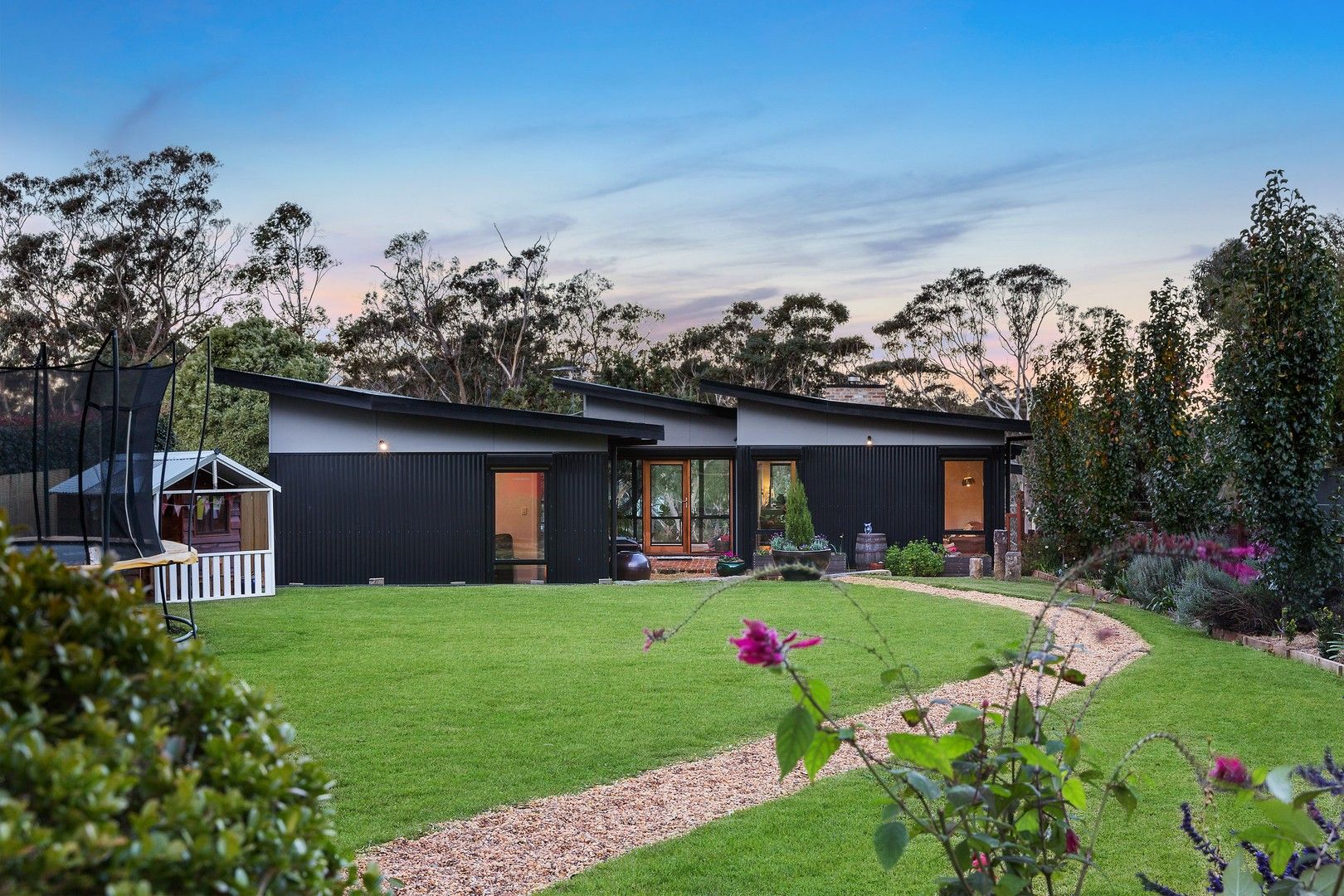 15 Lees Avenue, Wentworth Falls NSW 2782, Image 0