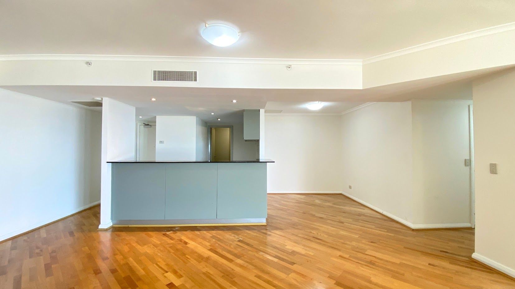 2 bedrooms Apartment / Unit / Flat in 1305/2A Help Street CHATSWOOD NSW, 2067