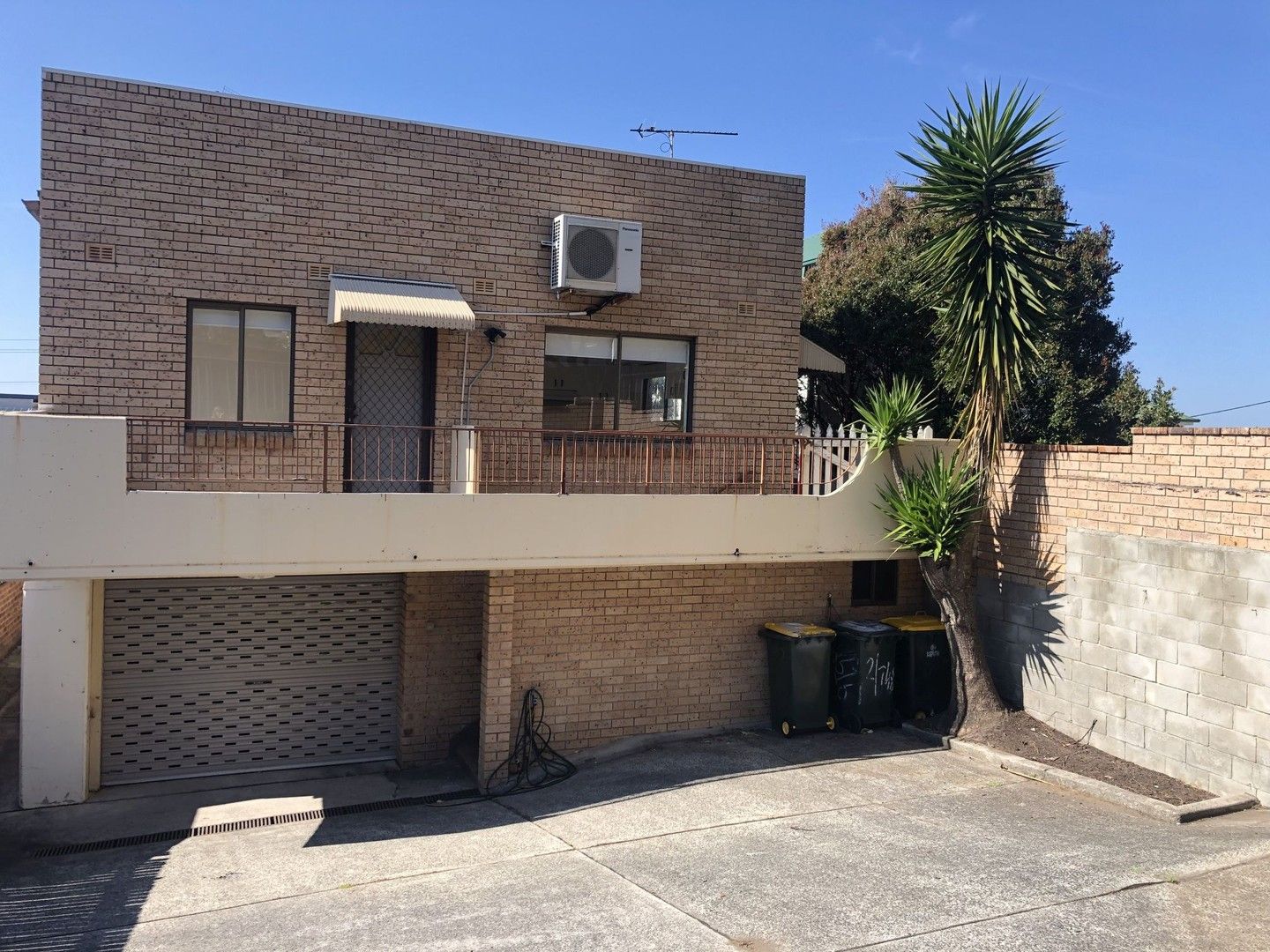3 bedrooms Apartment / Unit / Flat in 2/748 Lawrence Hargrave Drive COLEDALE NSW, 2515