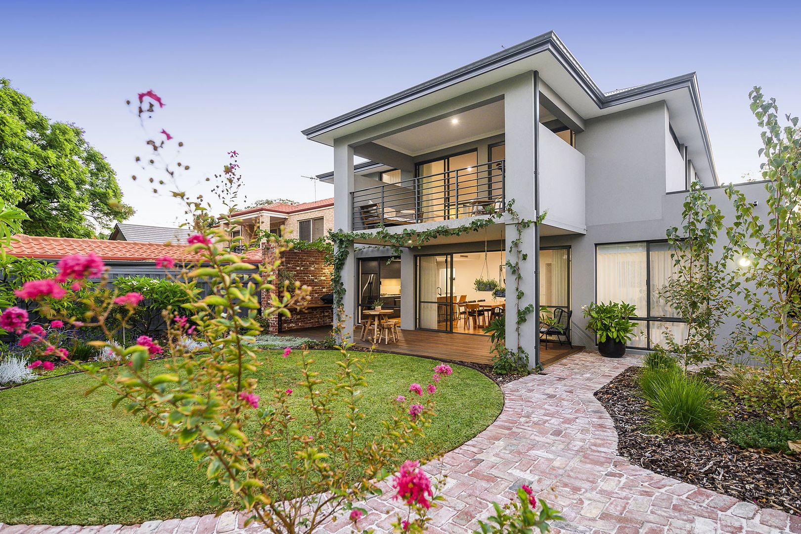 2 Allen Street, South Perth WA 6151, Image 1