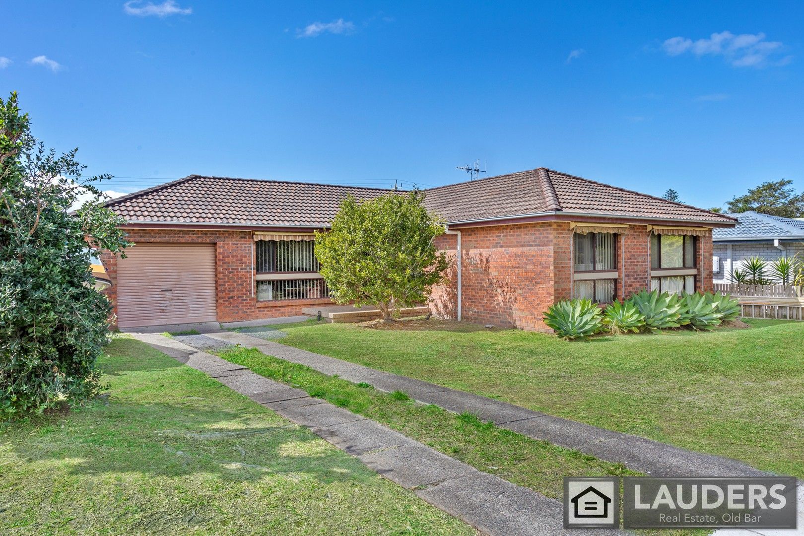 10 Rushby Drive, Old Bar NSW 2430 Domain