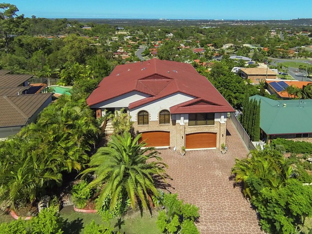 Pacific Pines QLD 4211 5 beds house for Sale, Offers Over 1,249,000