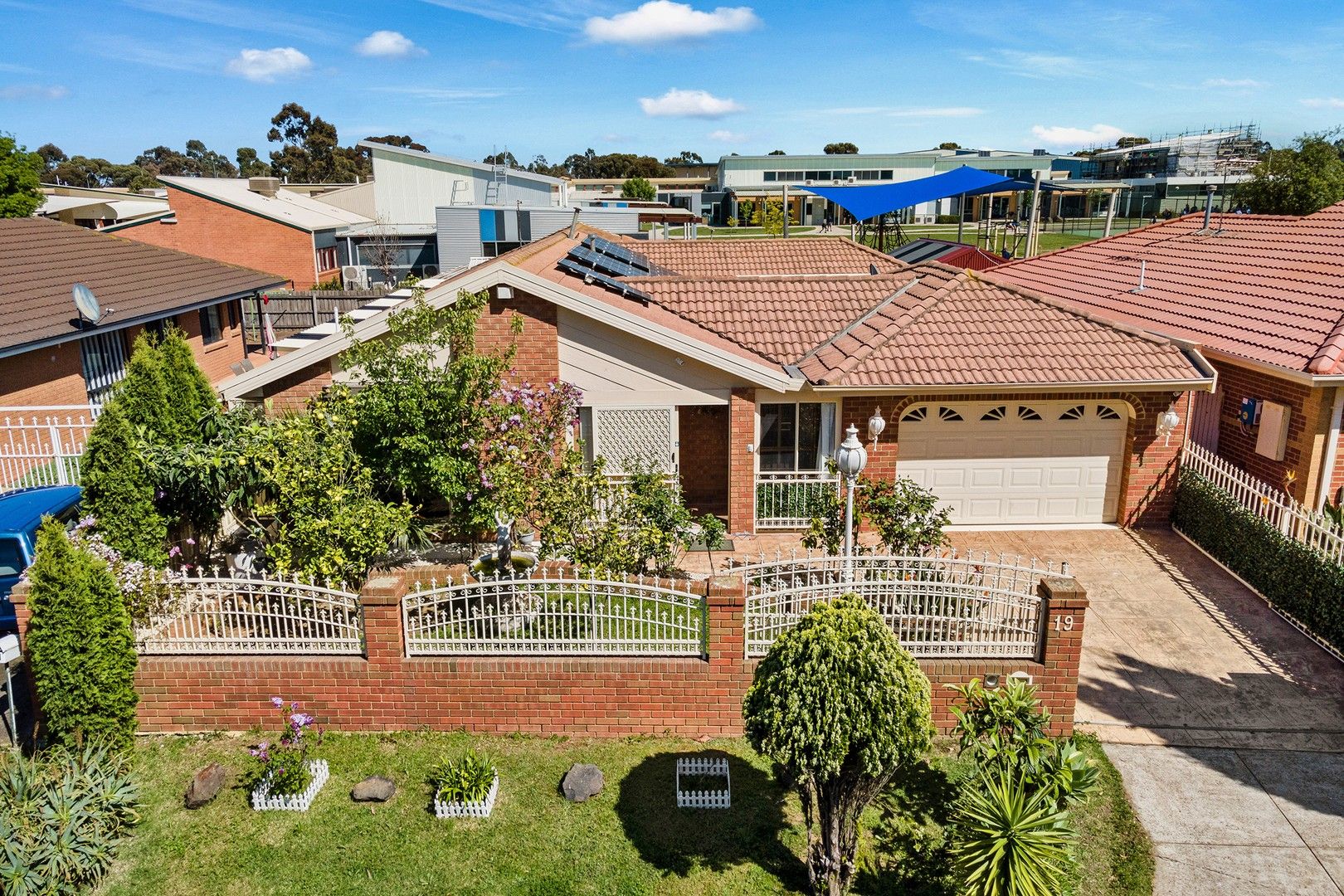 19 Bluestone Walk, Delahey VIC 3037, Image 0