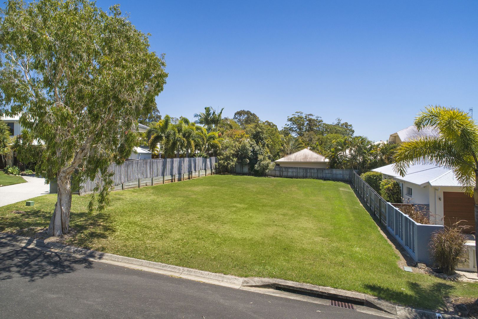 8 Treasure Cove, Noosaville QLD 4566, Image 2