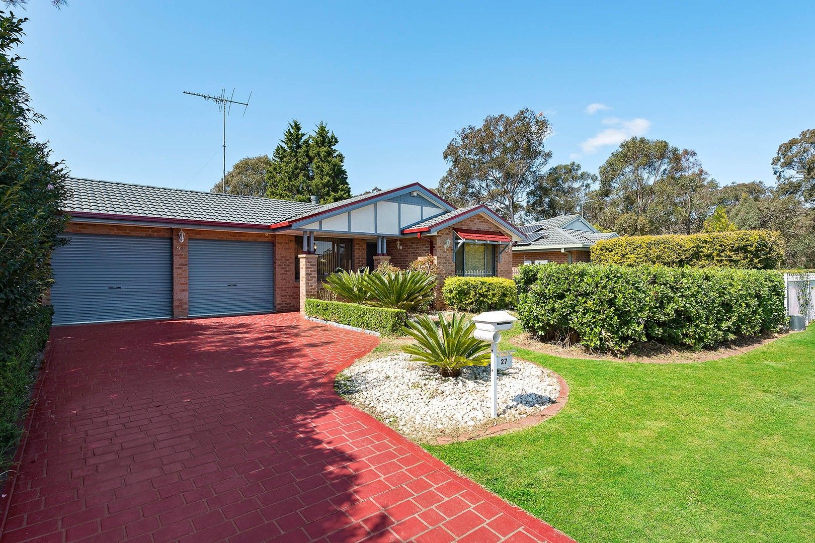 3 bedrooms House in 27 Boongary Street ST HELENS PARK NSW, 2560