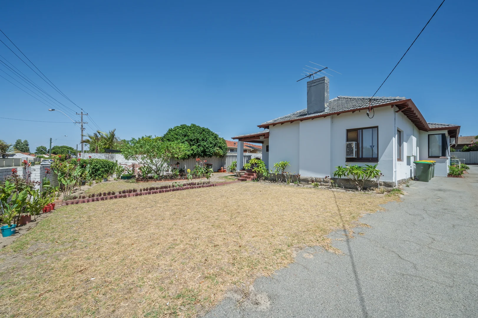 Additional image 4 of 1/327 Scarborough Beach Road, Woodlands WA 6018