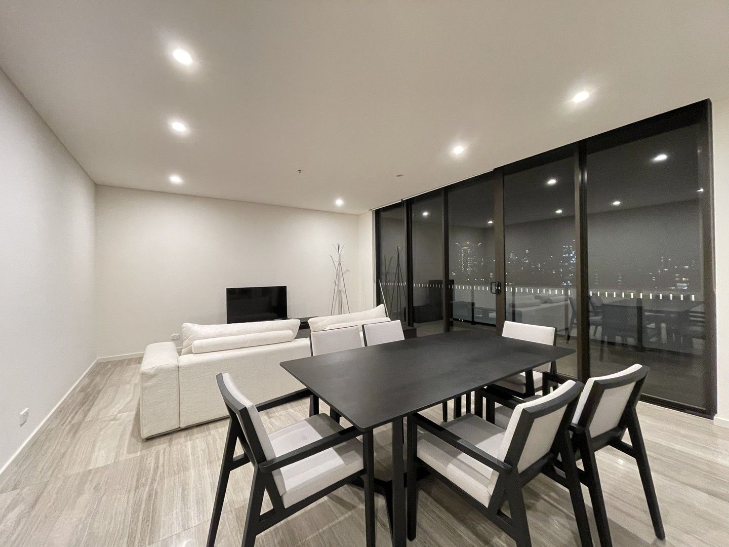 3 bedrooms Apartment / Unit / Flat in 1010/1 Hutchinson Walk ZETLAND NSW, 2017