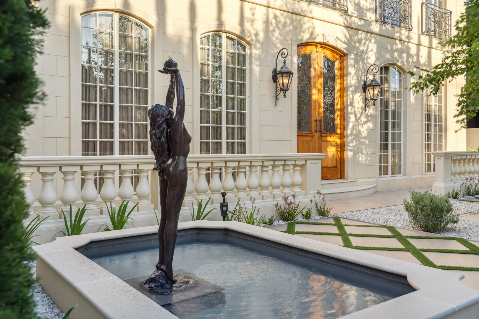 Additional image 2 of 65 The Promenade, Isle Of Capri QLD 4217