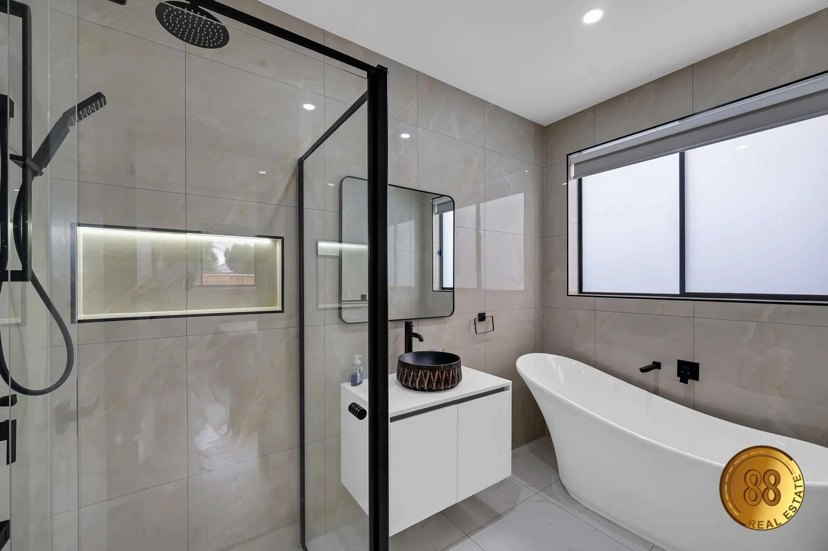 Additional image 28 of 11 Stonecutter Loop, Fraser Rise VIC 3336