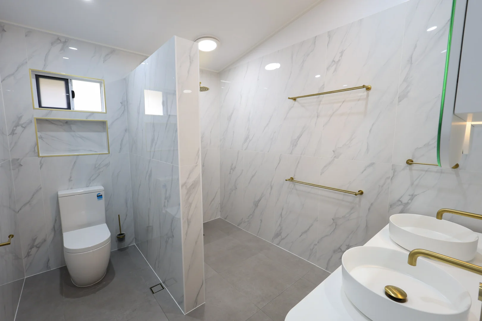 Image 18