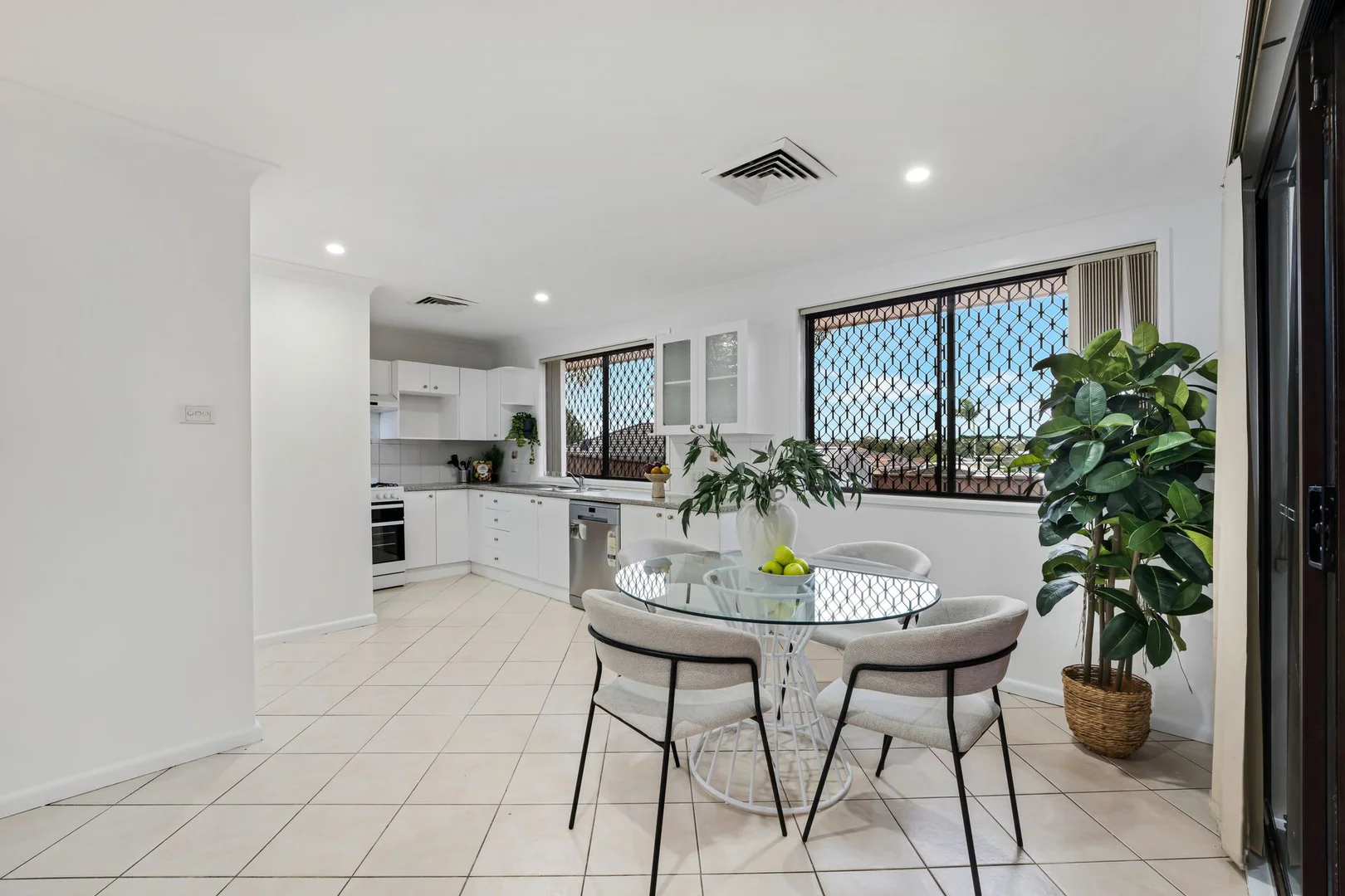 Additional image 7 of 116 Swan Circuit, Green Valley NSW 2168