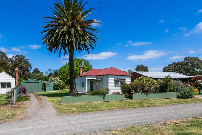 7 Main Street, BIRREGURRA VIC 3242, Image 0