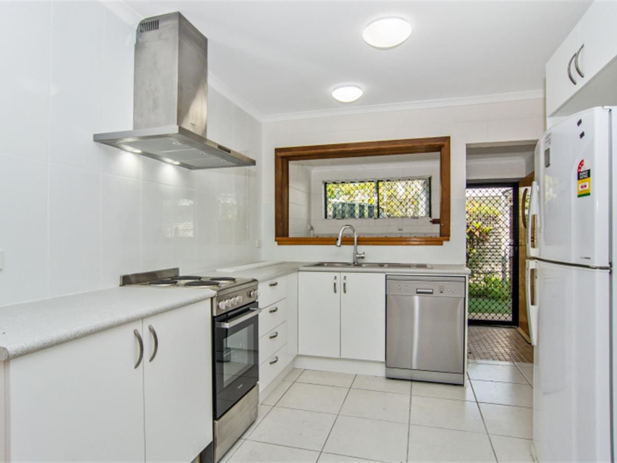 2/2-4 Simbai Close, Trinity Beach QLD 4879, Image 0