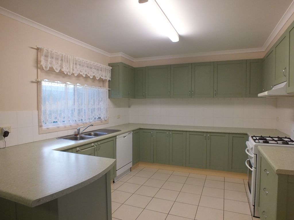 2/51 Grenfell Street, West Wyalong NSW 2671, Image 1