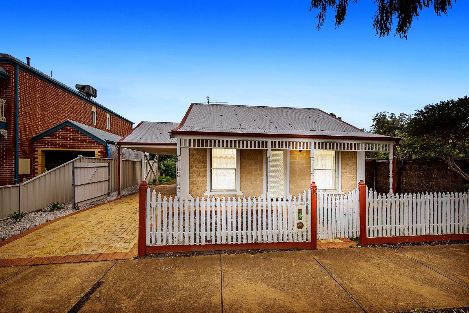 10 Archeron Court, Caroline Springs VIC 3023, Image 0