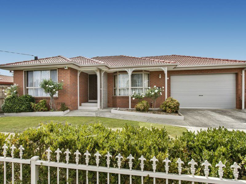 3 bedrooms House in 22 Strong Drive HAMPTON PARK VIC, 3976