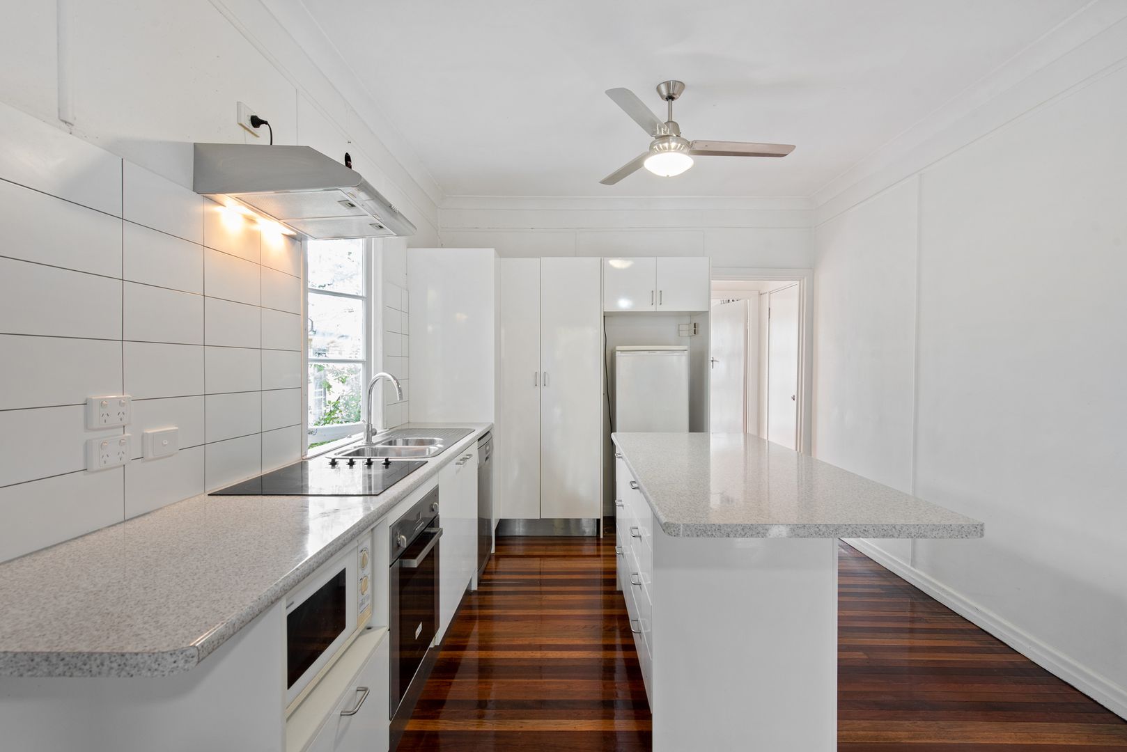 72 Abingdon Street, Woolloongabba QLD 4102, Image 2