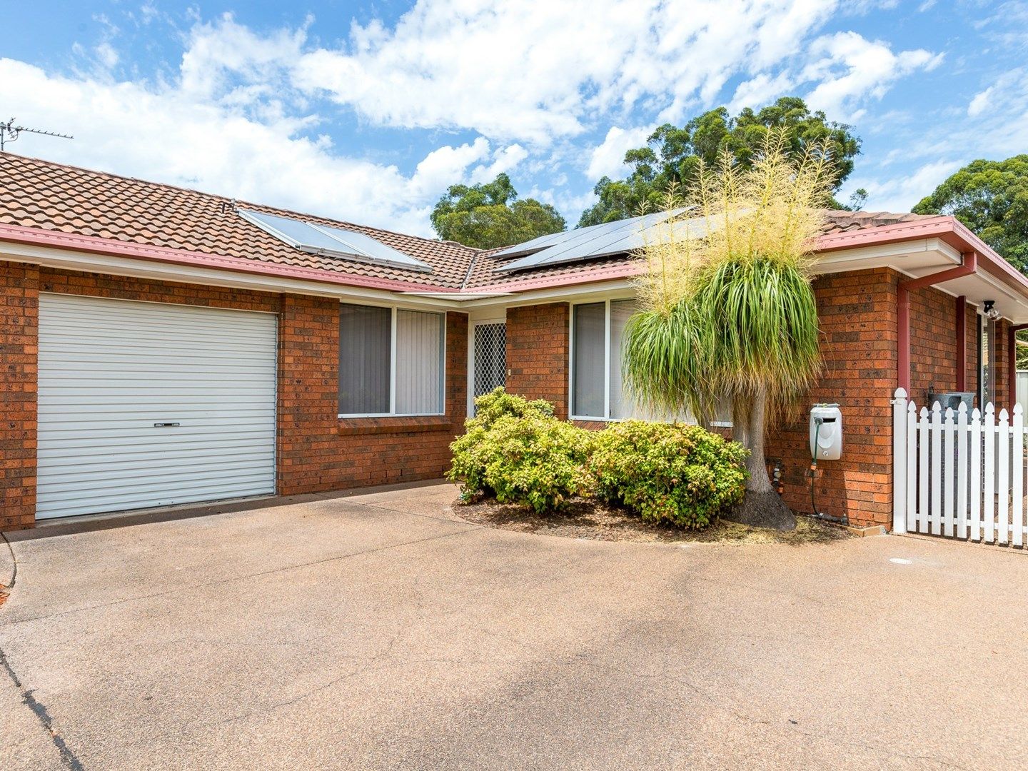 2/14 Hollydeen Avenue, Raymond Terrace NSW 2324, Image 0