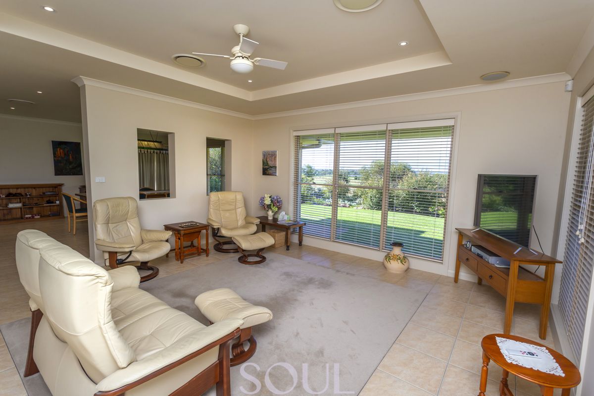 2 Bella Vista Drive, Lake Wyangan NSW 2680, Image 1