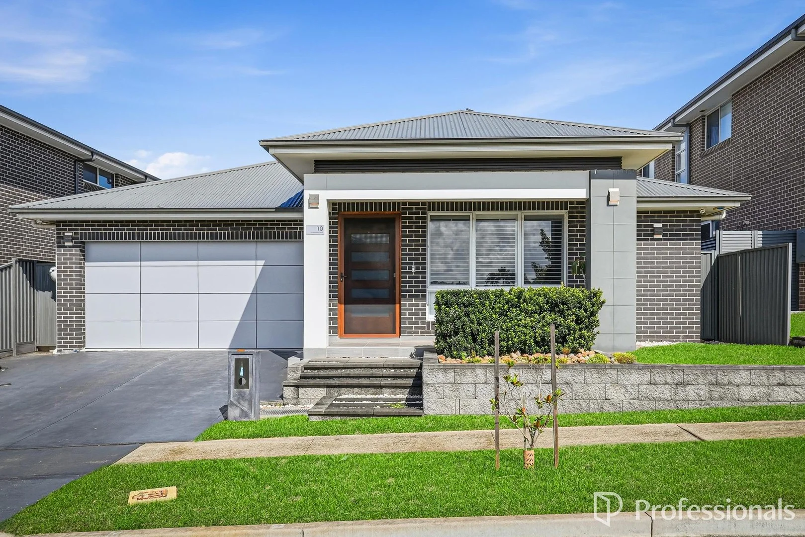 10 Marketsfield Avenue, North Kellyville NSW 2155