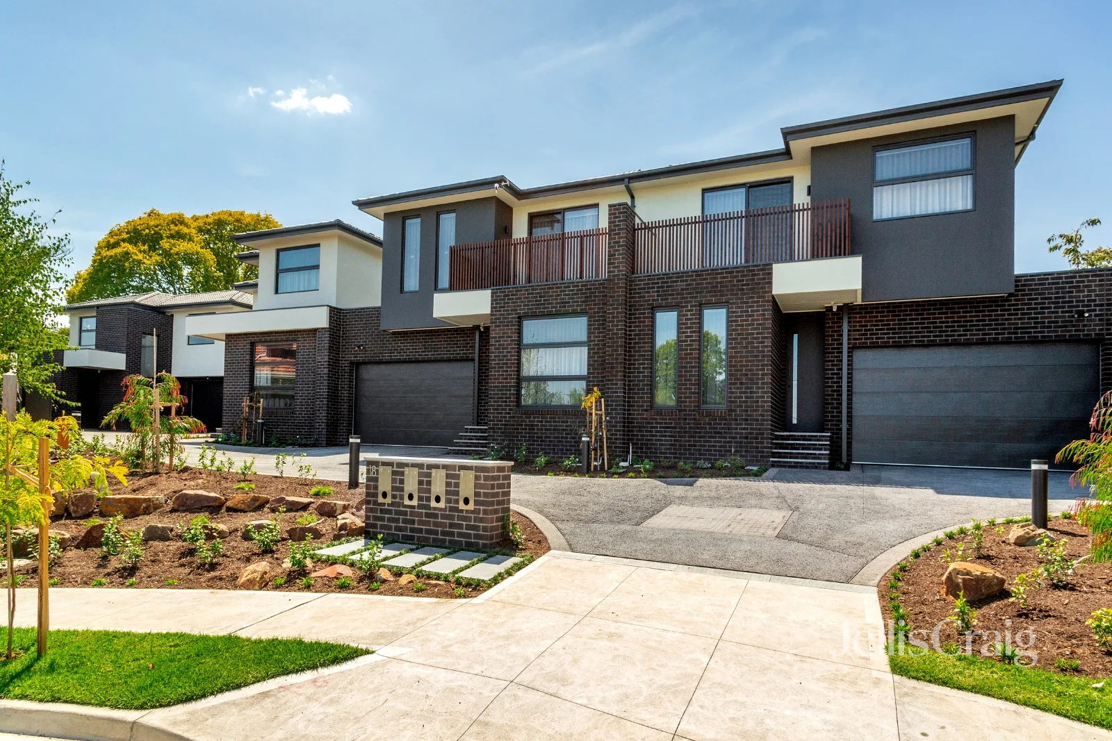 Primary image of 4/18 Leon Avenue, Rosanna VIC 3084