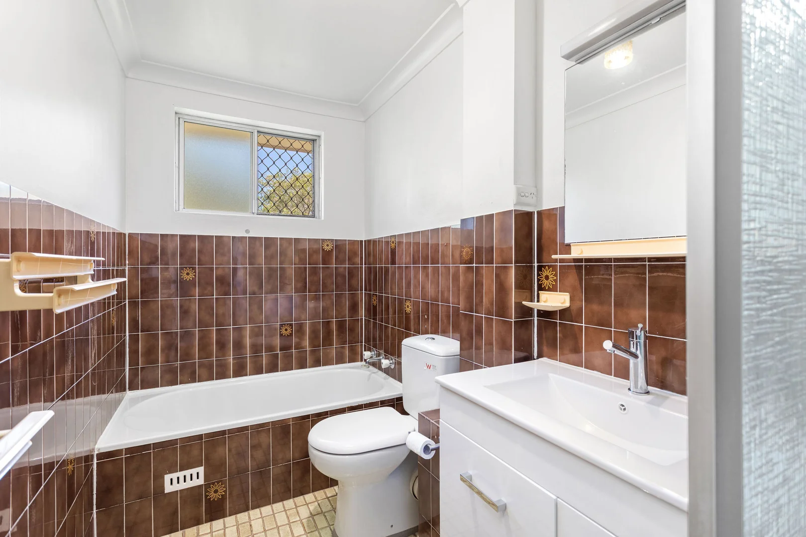 Additional image 9 of 3/10 Wharf Street, Tuncurry NSW 2428