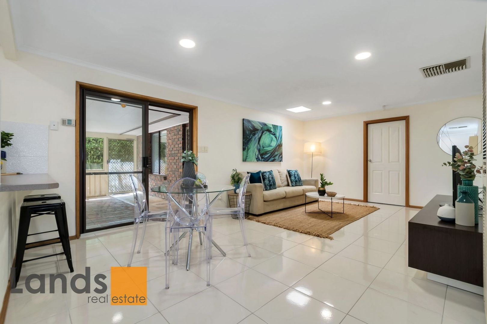 12 Heron Court, Modbury Heights SA 5092, Image 2