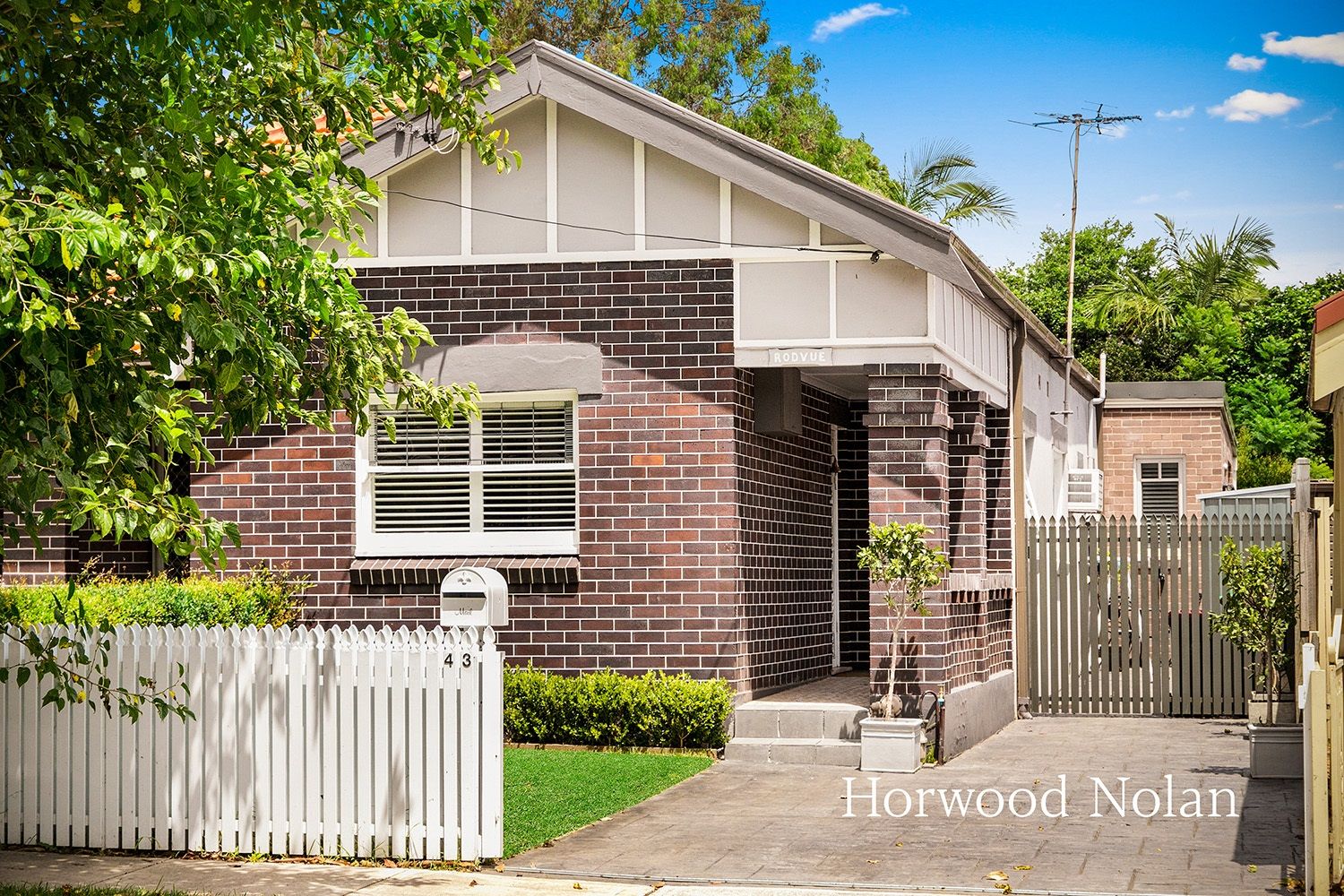 43 Arthur Street, Rodd Point | Property History & Address Research | Domain