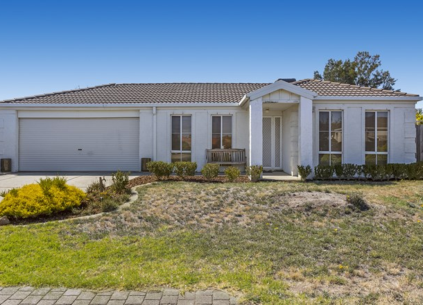 8 Rebecca Court, Hillside VIC 3037