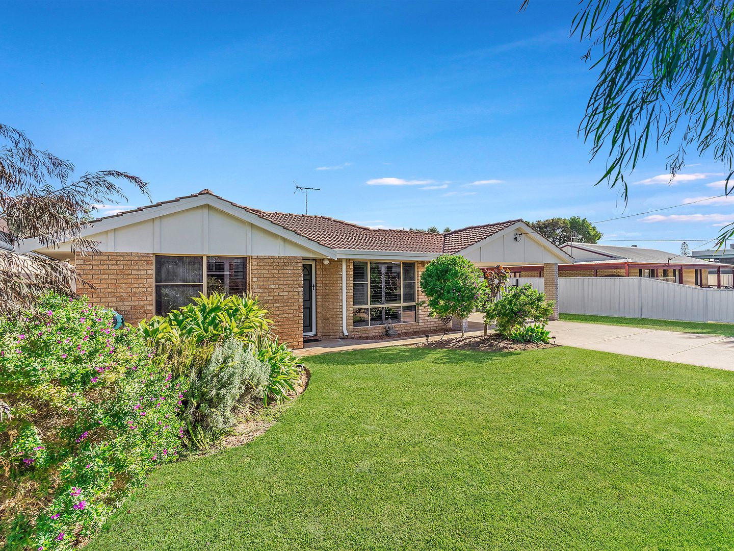 16 Creon Way, Silver Sands WA 6210, Image 1