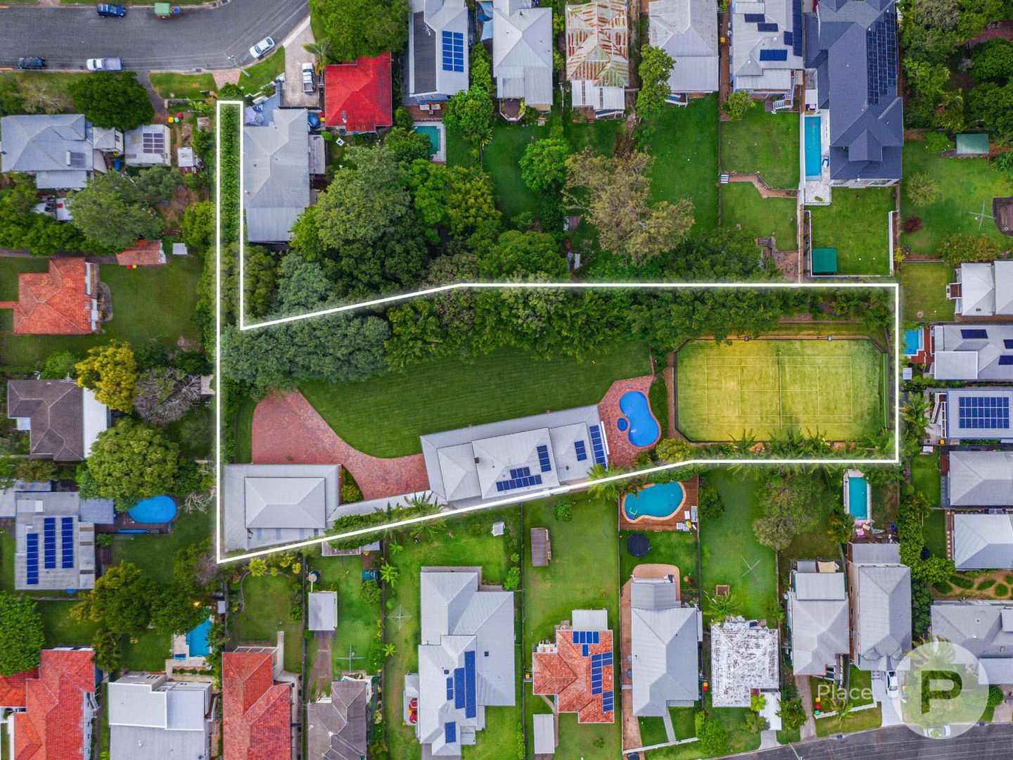 4 bedrooms House in 9 Patrick Street NORMAN PARK QLD, 4170