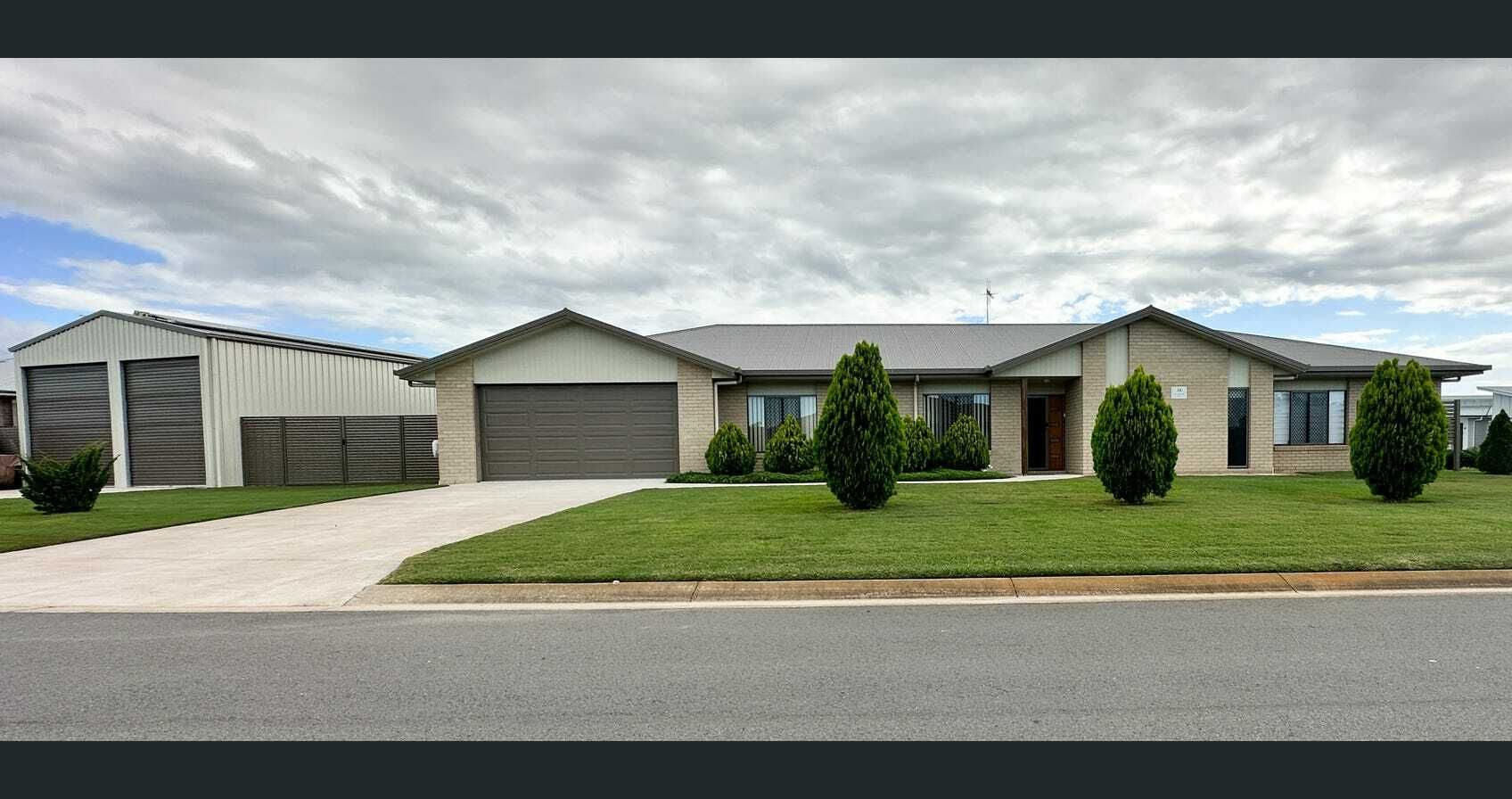 4 bedrooms House in 36 Tulipwood Dr BURRUM HEADS QLD, 4659