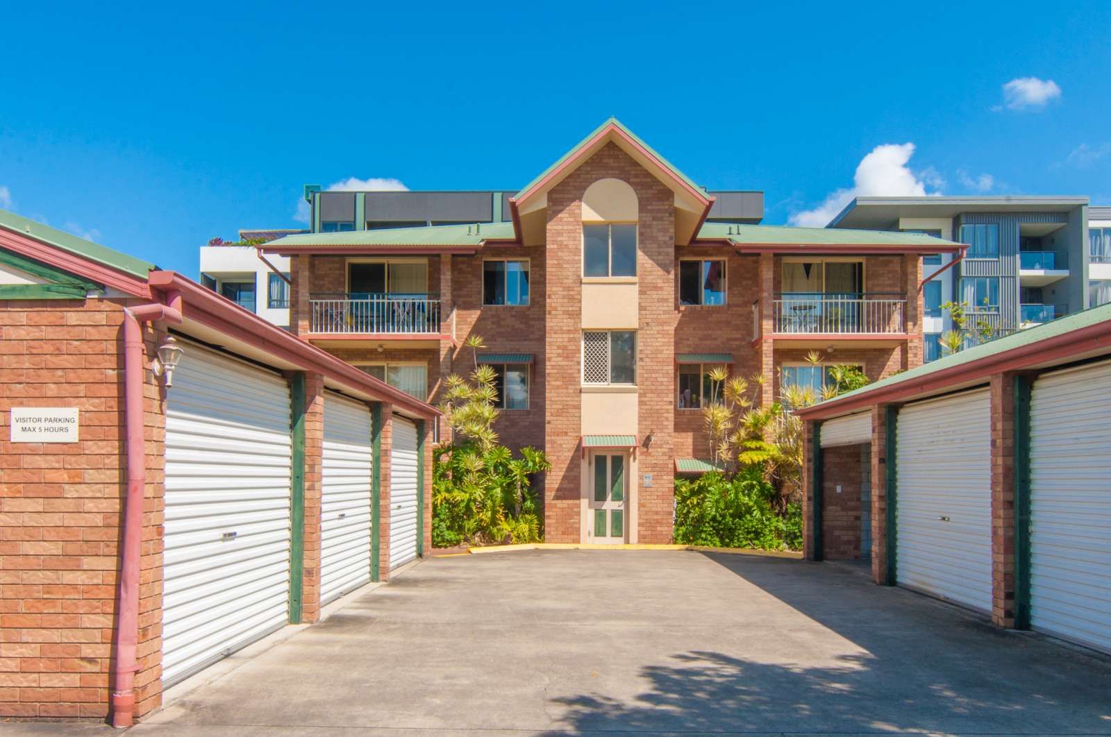 2 bedrooms Apartment / Unit / Flat in 2/15 Nellie Street NUNDAH QLD, 4012