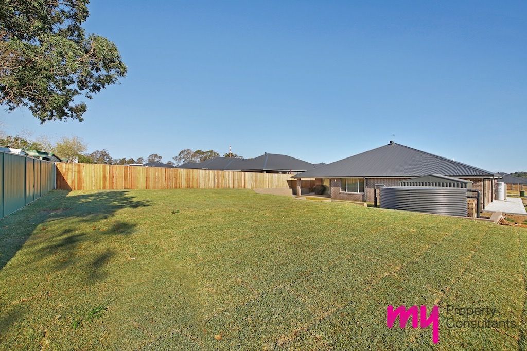 3 Birtle Street, The Oaks NSW 2570, Image 2