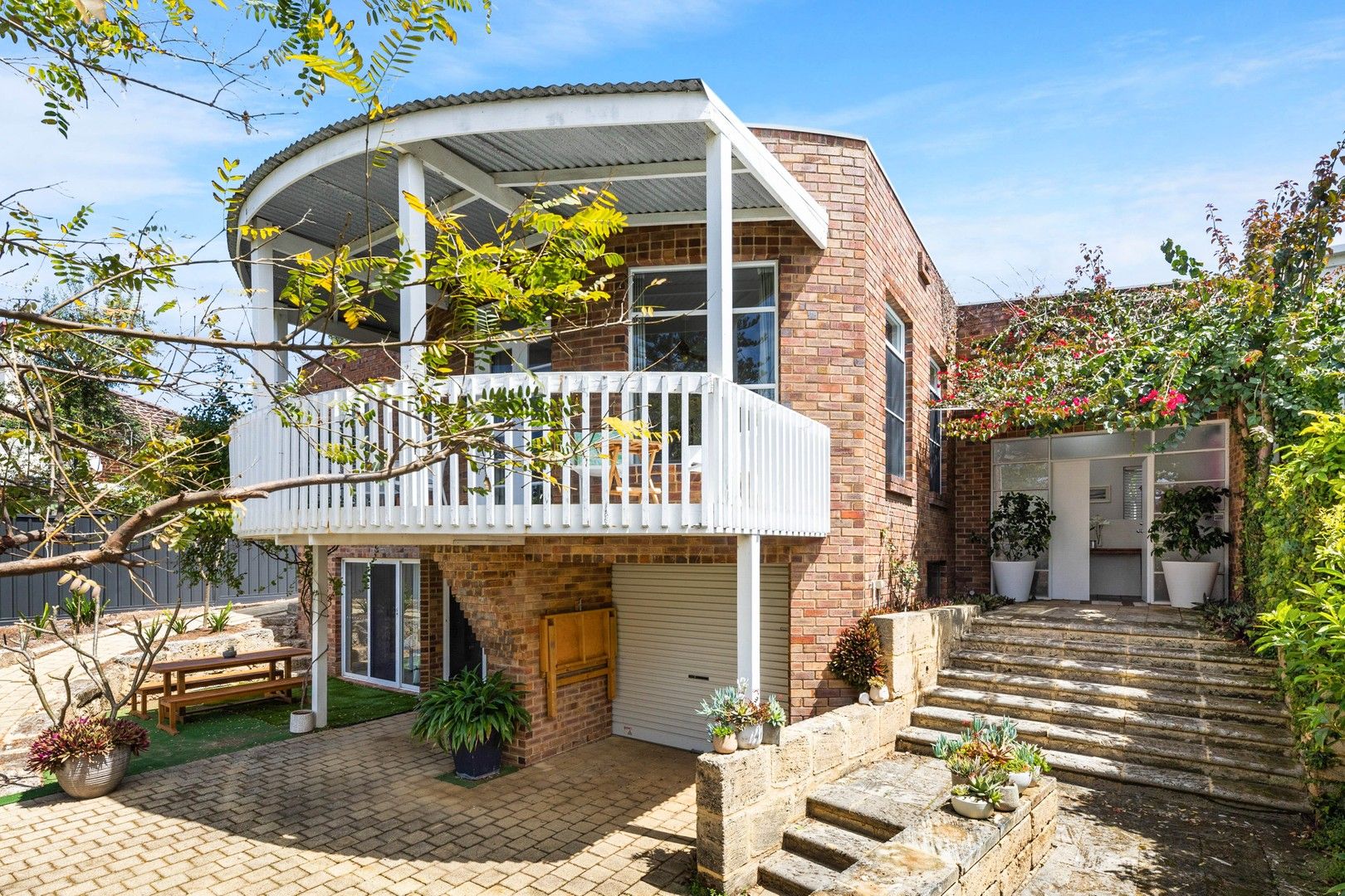 Sold 291 Marmion Street, Cottesloe WA 6011 on 16 Jan 2023 ...