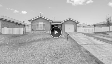 Picture of 14 Ussher Crescent, WINDRADYNE NSW 2795