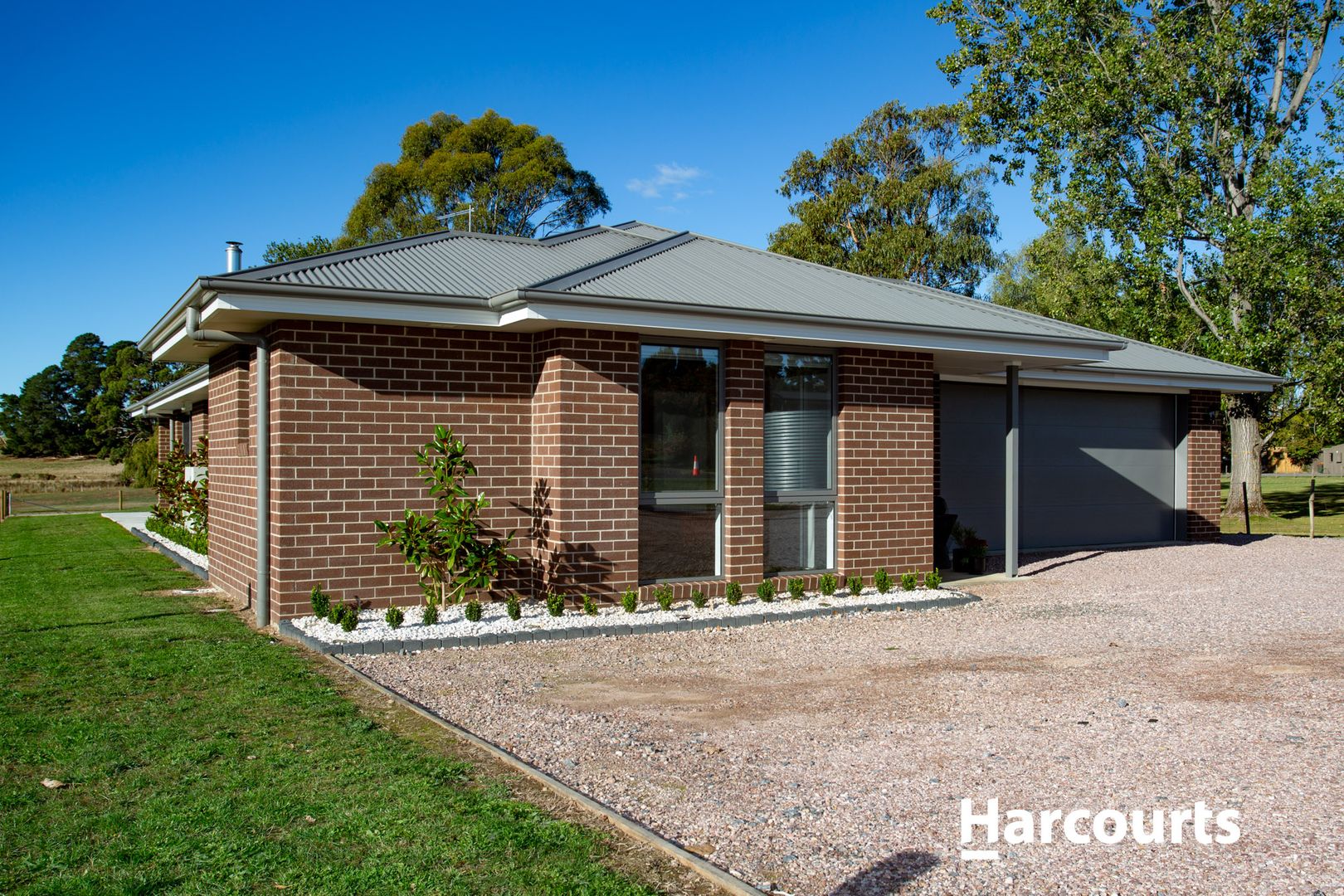 96 East Barrack Street, Deloraine TAS 7304, Image 2